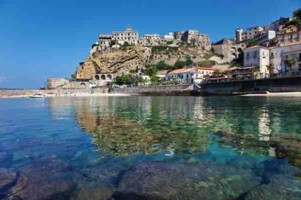 La Scaletta Sul Mare Di Pizzo Wifi E Disney+ מראה חיצוני תמונה