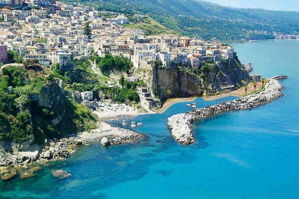 La Scaletta Sul Mare Di Pizzo Wifi E Disney+ מראה חיצוני תמונה